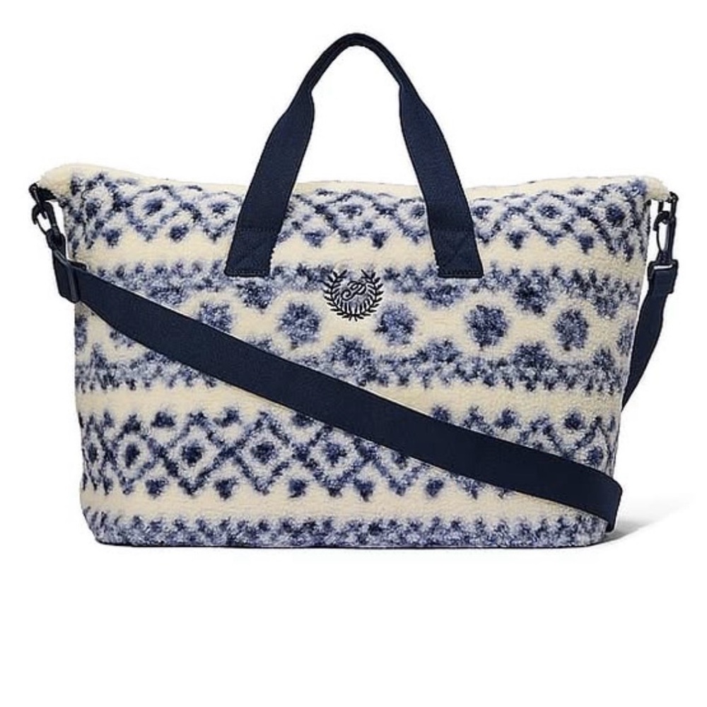 Victoria’s secret PINK Cozy Plush Weekender Bag